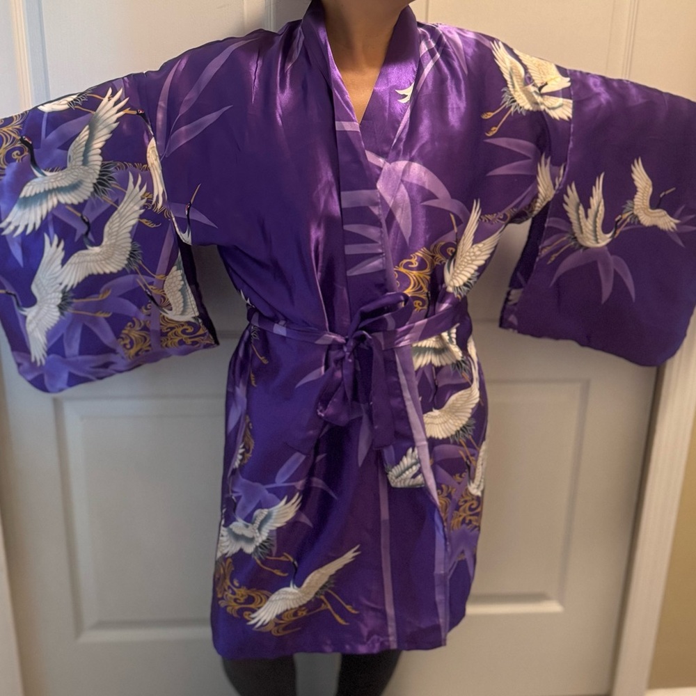 Beautiful Japanese silk robe one size fit